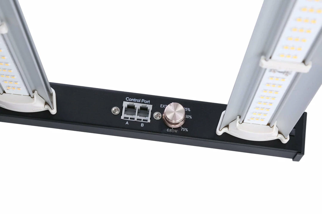 Hot Sale ✨ Growers Choice Grower's Choice ROI-E680S LED Grow Light 🎁 6 Growers Choice Grower's Choice ROI-E680S LED Grow Light