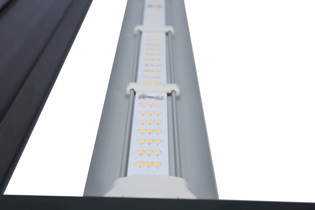 Hot Sale ✨ Growers Choice Grower's Choice ROI-E680S LED Grow Light 🎁 7 Growers Choice Grower's Choice ROI-E680S LED Grow Light